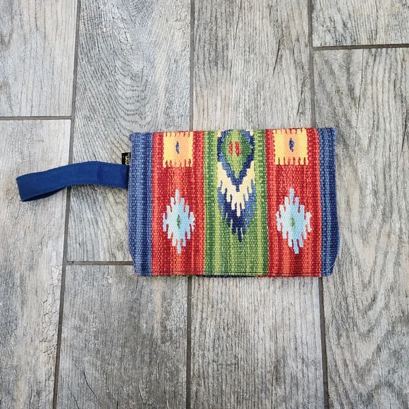 Coastal Cowgirl Cluch - Picture 3 of 9